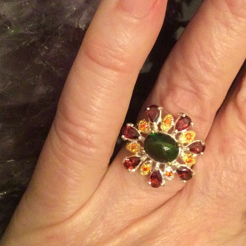 Genuine Black Opal with Garnets Ring - Picture 9 of 16